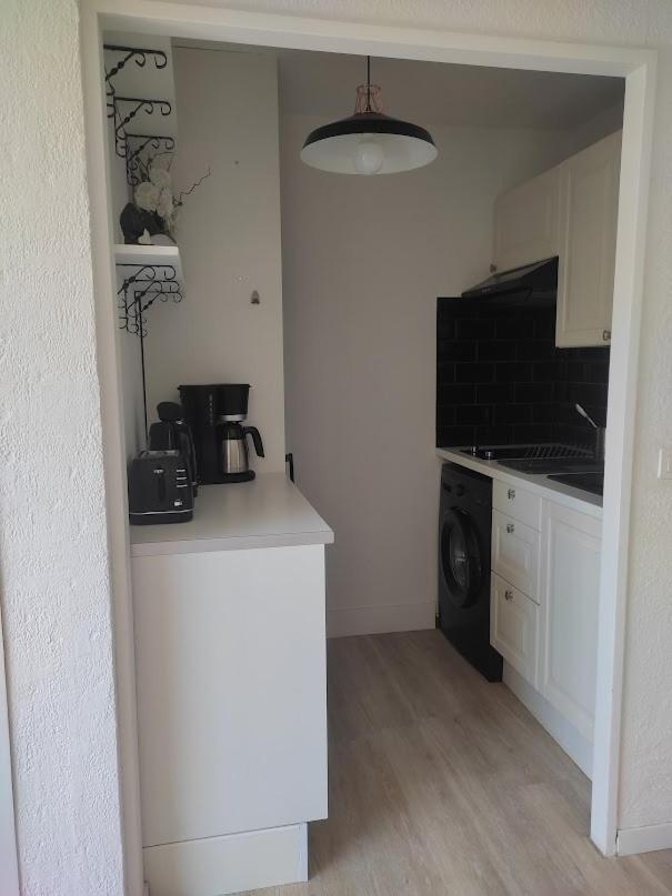 Charmant studio lumineux avec piscine Fréjus Extérieur photo